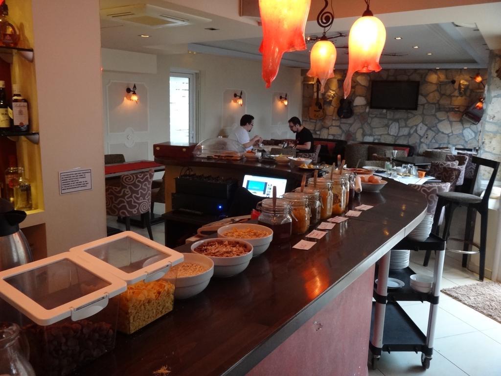 9 Queens Spa Hotel Loutra Edipsou  Dış mekan fotoğraf