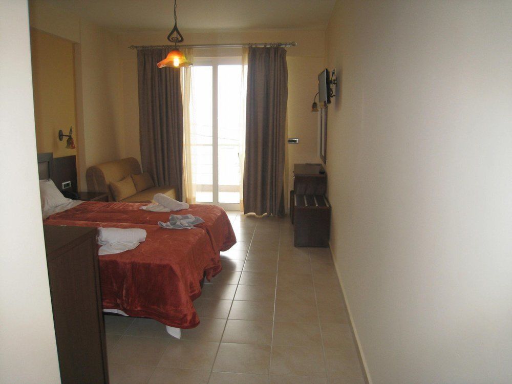 9 Queens Spa Hotel Loutra Edipsou  Dış mekan fotoğraf