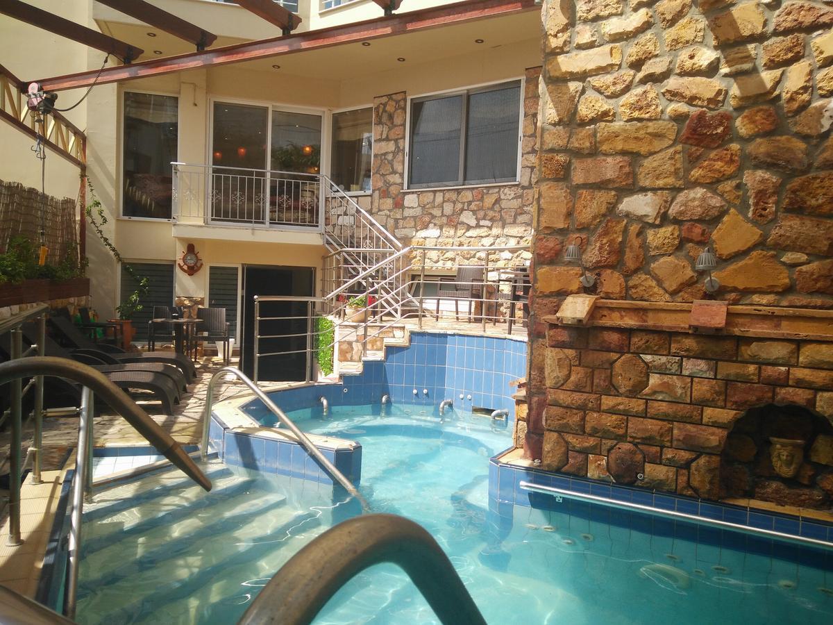 9 Queens Spa Hotel Loutra Edipsou  Dış mekan fotoğraf