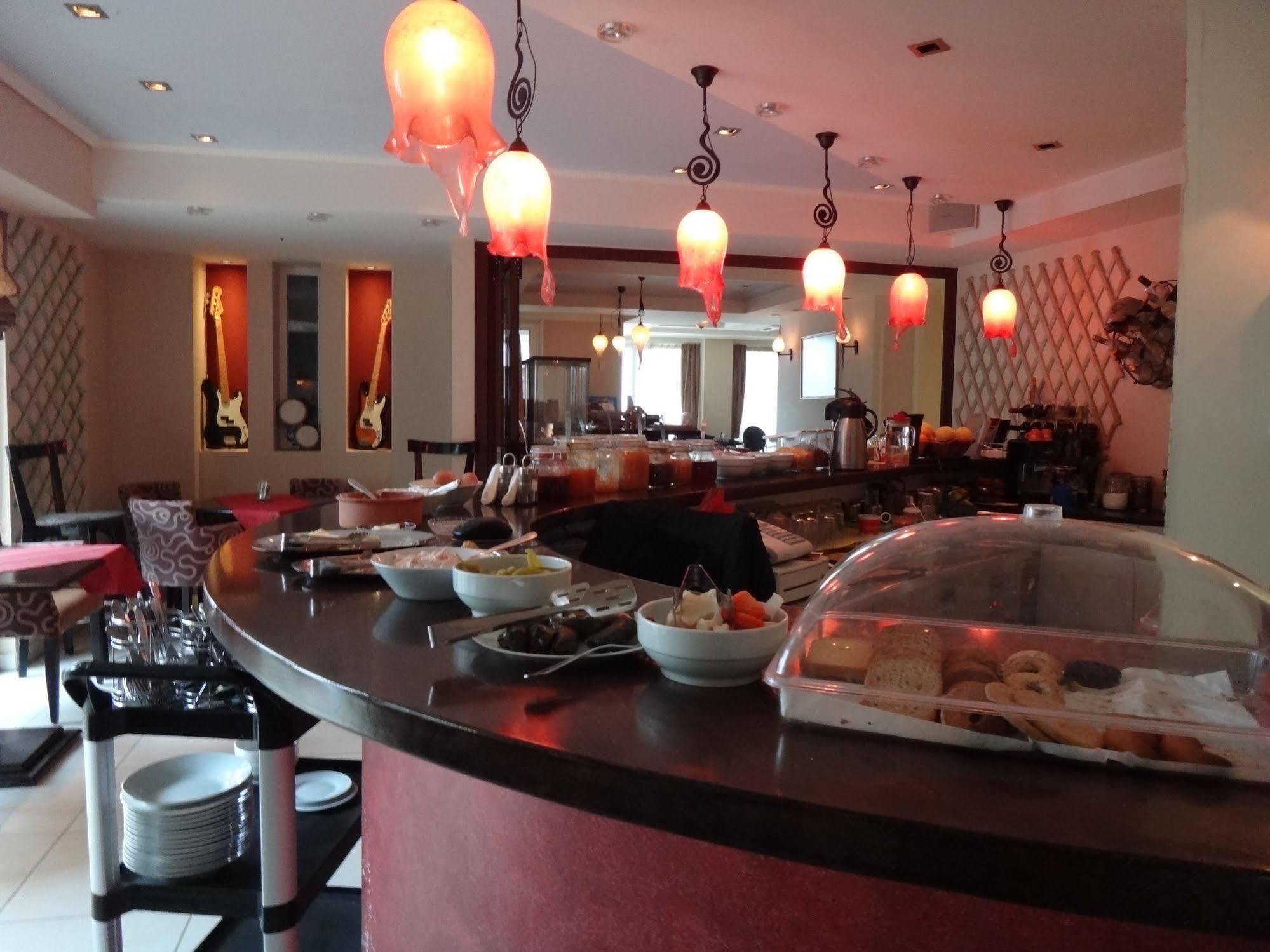 9 Queens Spa Hotel Loutra Edipsou  Dış mekan fotoğraf